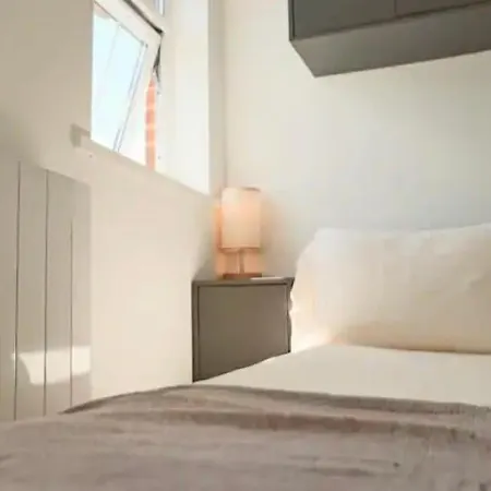 Cute 1 Bedroom Flat In Clifton