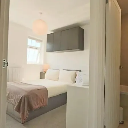 Apartment Cute 1 Bedroom Flat In Clifton *